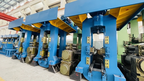 สามยืน 50Hz โรงรีดเย็นอย่างต่อเนื่องสี่สูงด้วย DC Motor