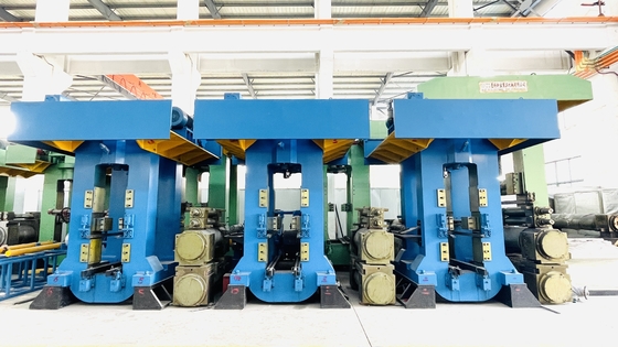โรงรีดเย็นต่อเนื่องสามยืน 250m / นาที 4hi สำหรับ Carbon Steel