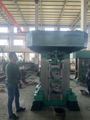 240 มม. สามยืนโรงรีดเย็นต่อเนื่อง 150m / นาที 4hi Carbon Steel