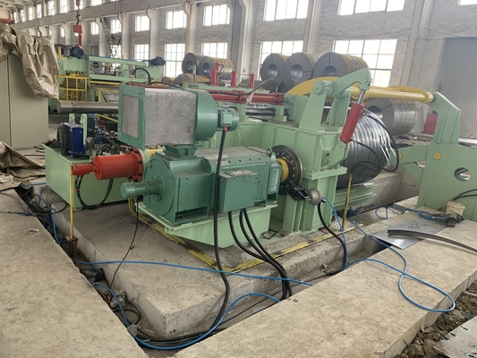 MA- (1 ~ 6) × 1600 มม. สายตัดเหล็กม้วนพร้อมขดลวด 132KW สูงสุด 30T ความเร็วในการตัด 60-100M / นาที