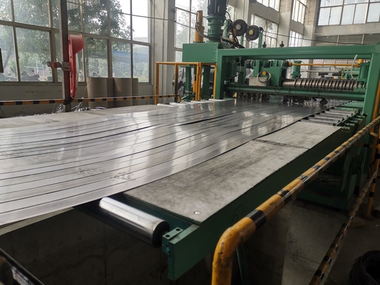 HR เหล็กแผ่นม้วน Slitting สายการผลิต