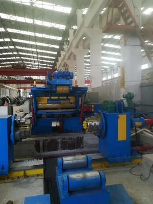 25m / นาที 380V โลหะตัดเป็นเส้นยาวสำหรับแผ่นคาร์บอน